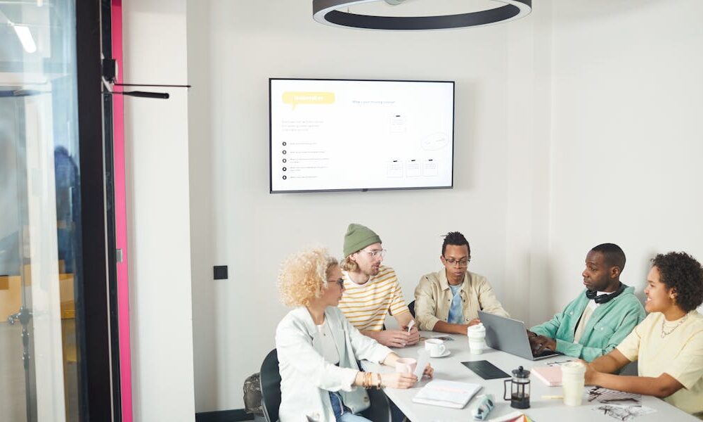 What Are Professional Employer Services and How Do They Work? What Are Professional Employer Services and How Do They Work?